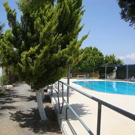 Koru Club 4*